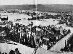 Hochwasser 1899: große Teile der niedrig gelegenen Stadtteile sind überflutet