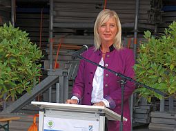 Umweltministerin Ulrike Scharf bei ihrer Rede